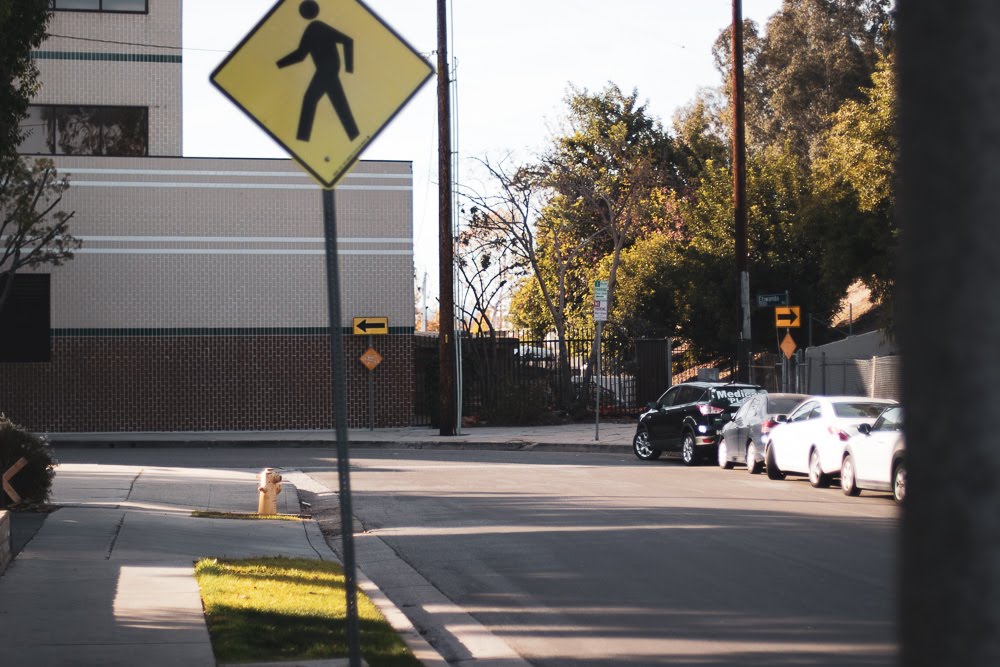 Columbus, OH – Pedestrian Seriously Hurt in Crash on West Henderson Rd.