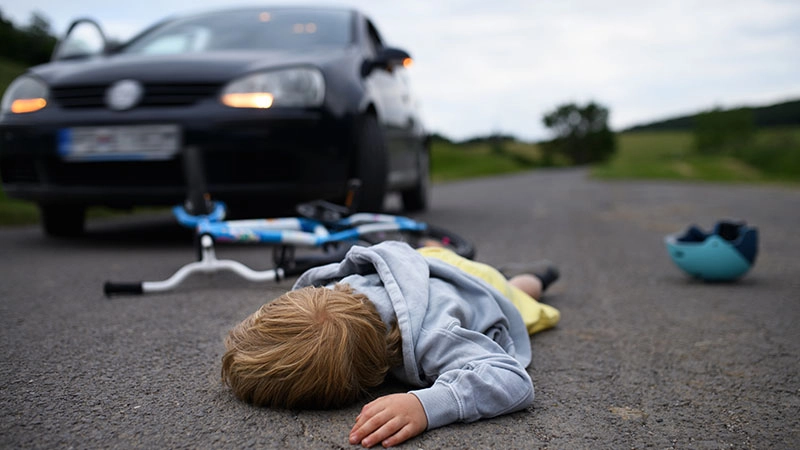 Car Hits and Injures Child