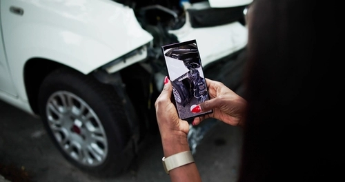 Photographing Truck Accident Damage in Biloxi Mississippi